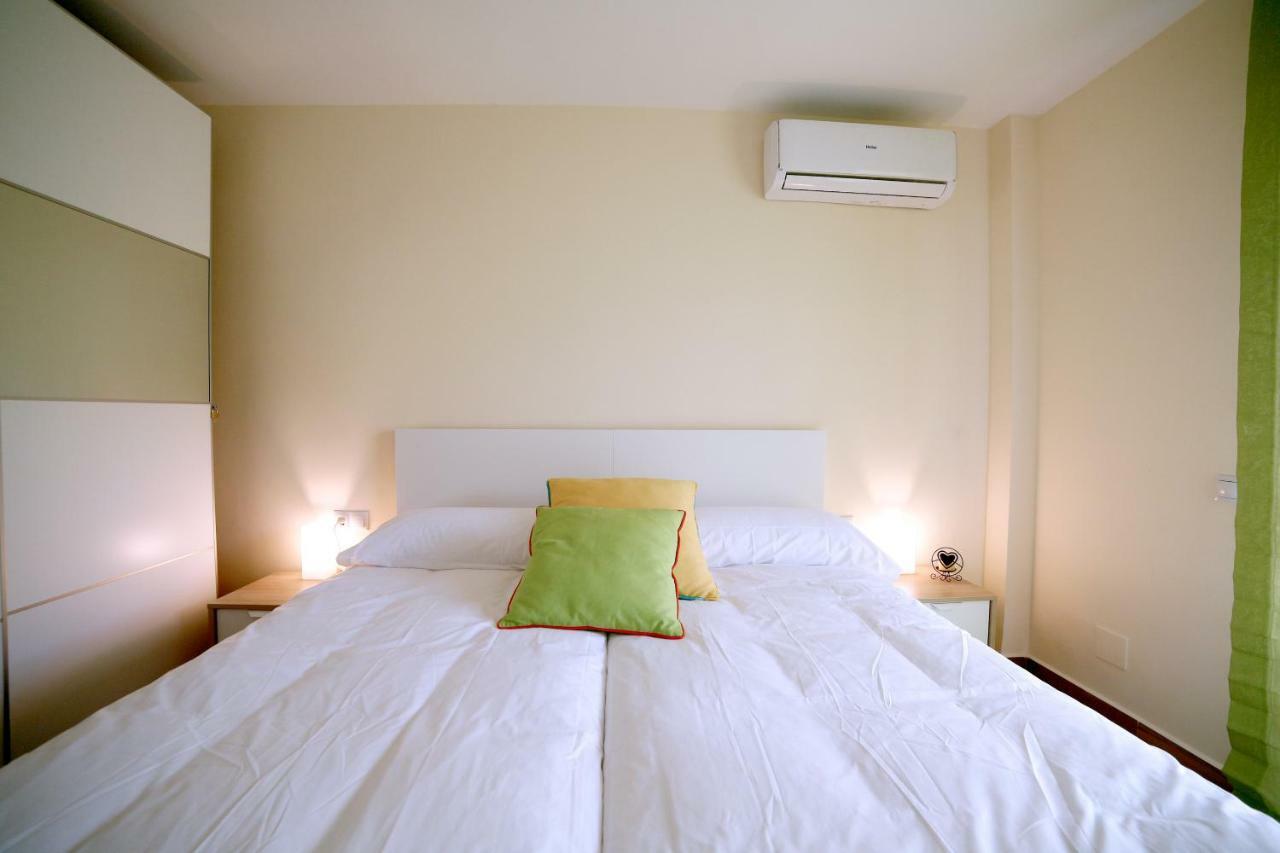 Apartamento Con Parking Union 45 Apartman Málaga Kültér fotó